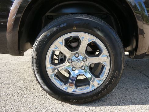 Used 2017 RAM 1500 Laramie w/ Convenience Group AWD/4WD image 36