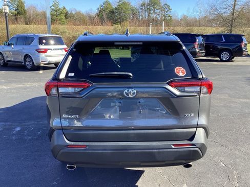 Used 2023 Toyota RAV4 XLE w/ Convenience Package image 3