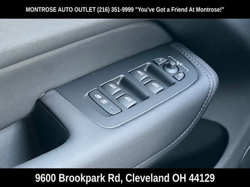 New 2026 Volvo XC60 B5 Plus w/ Protection Package Premier AWD/4WD image 34