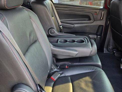 Used 2024 Honda Odyssey Sport image 52