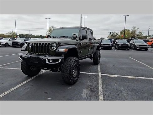 Used 2023 Jeep Gladiator Sport image 21