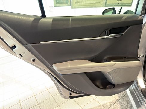 Used 2023 Toyota Camry LE image 18