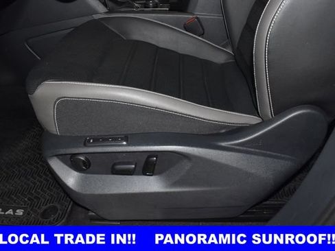 Used 2023 Volkswagen Atlas SEL Premium AWD/4WD image 14