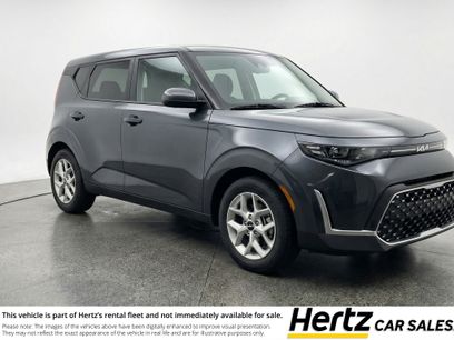 Used 2025 Kia Soul LX w/ LX Technology Package