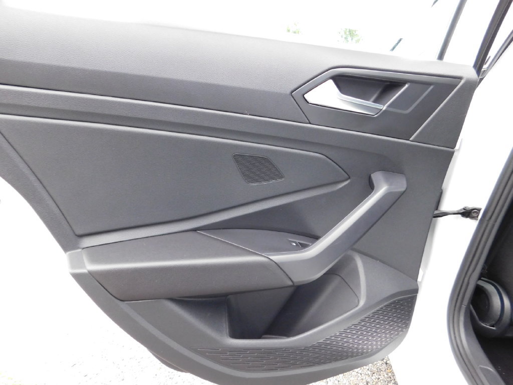 Used 2025 Volkswagen Jetta Sport FWD image 11