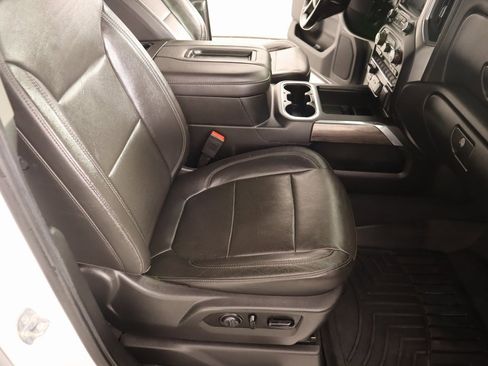 Used 2020 Chevrolet Silverado 2500 LTZ w/ LTZ Texas Edition image 13