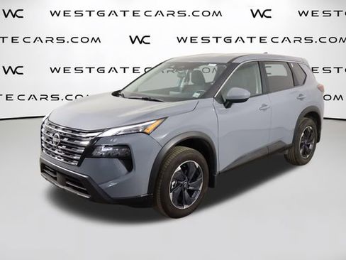 Used 2026 Nissan Rogue SV FWD image 1