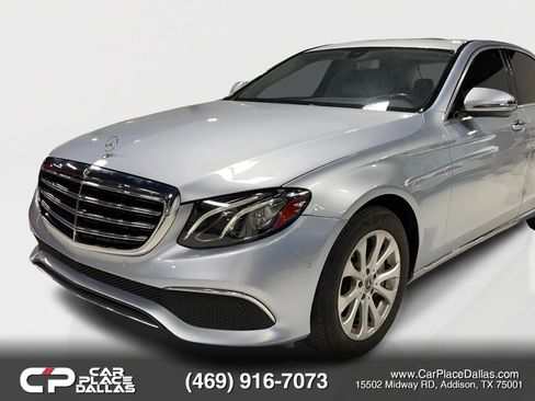 Used 2017 Mercedes-Benz E 300 4MATIC w/ Premium 1 Package image 5