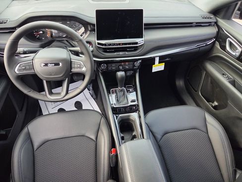 New 2026 Jeep Compass Latitude AWD/4WD image 9