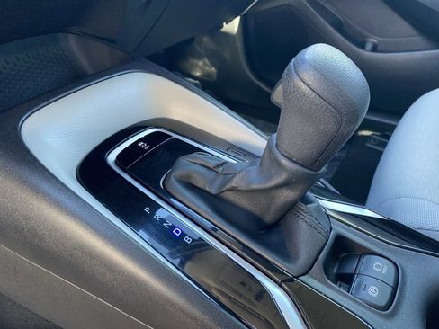 Used 2020 Toyota Corolla LE image 15