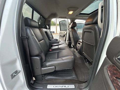 Used 2011 GMC Sierra 2500 Denali w/ LPO, Protection Package AWD/4WD image 25