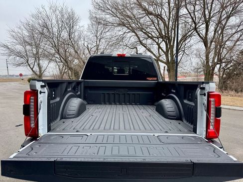 New 2026 Ford F250 Lariat w/ Black Appearance Package image 17