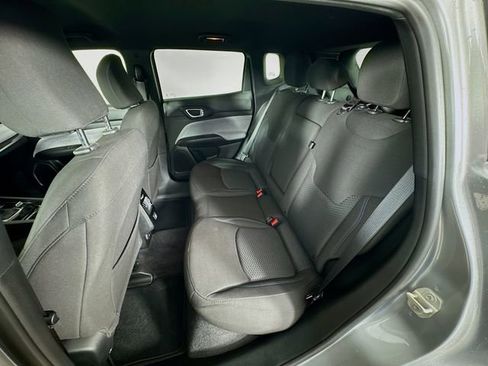 Used 2023 Jeep Compass Sport image 26