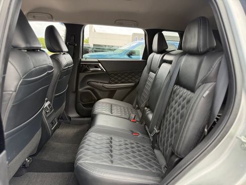 Used 2022 Mitsubishi Outlander SEL AWD/4WD image 14
