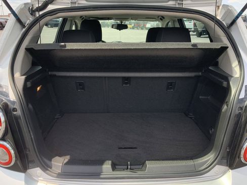 Used 2015 Chevrolet Sonic LT FWD image 10