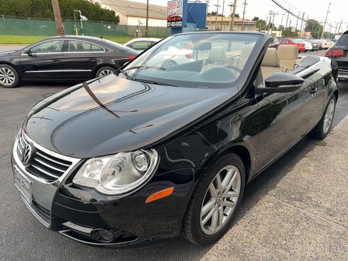 Used 2010 Volkswagen Eos Lux FWD image 5