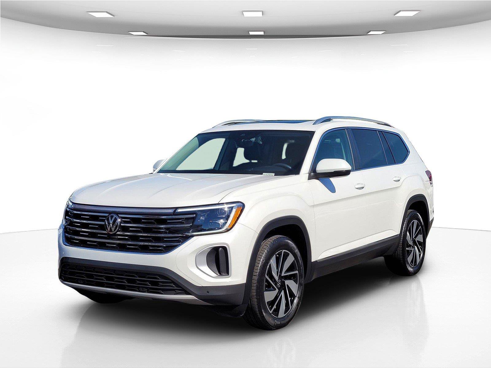 Certified 2024 Volkswagen Atlas SEL AWD/4WD image 10