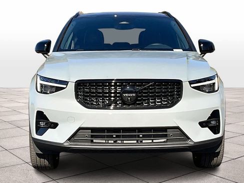 New 2026 Volvo XC40 B5 Ultra w/ Climate Package image 5