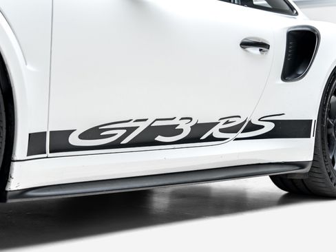Used 2019 Porsche 911 GT3 RS RWD image 27