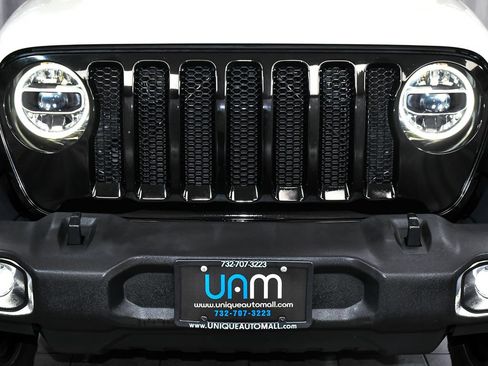 Used 2020 Jeep Wrangler Unlimited Sport AWD/4WD image 64