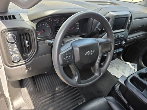 Used 2022 Chevrolet Silverado 1500 Custom Trail Boss AWD/4WD image 10