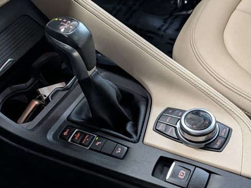 Used 2017 BMW X1 xDrive28i image 23