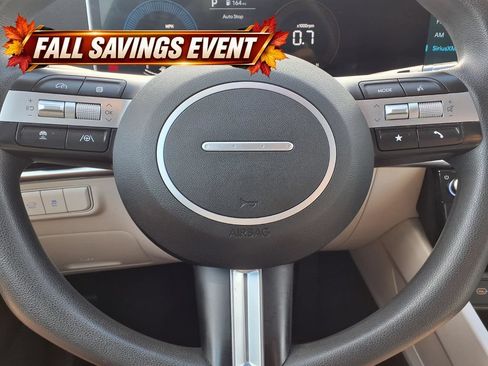 Used 2025 Hyundai Tucson SEL FWD image 17