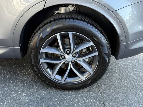 Used 2025 Land Rover Discovery Sport S image 10