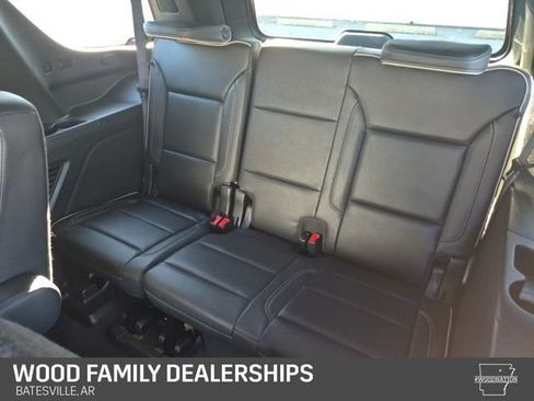 Used 2022 GMC Yukon SLT w/ SLT Premium Package image 24