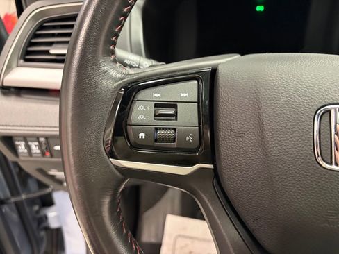 Used 2025 Honda Odyssey Sport-L image 15