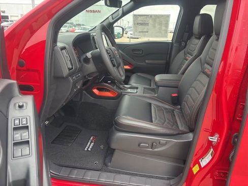 New 2026 Nissan Frontier PRO-4X w/ Pro Premium Package AWD/4WD image 9