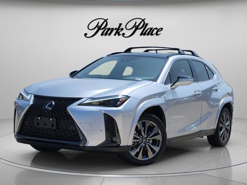 Used 2023 Lexus UX 250h F Sport FWD image 1