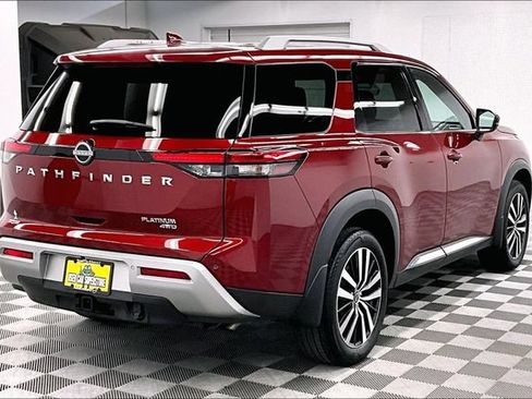 Used 2025 Nissan Pathfinder Platinum AWD/4WD image 13
