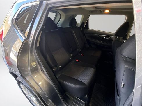 Used 2020 Nissan Rogue S AWD/4WD image 24