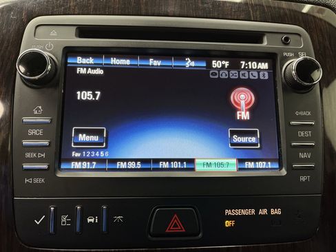 Used 2017 Chevrolet Traverse LT AWD/4WD image 19