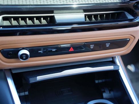 New 2026 BMW 330i Sedan w/ Premium Package image 23