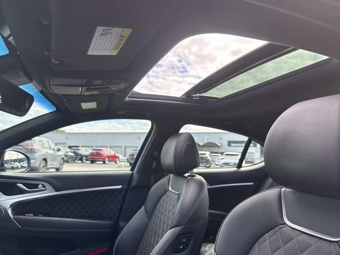 Used 2020 Genesis G70 3.3T w/ Sport Package image 27