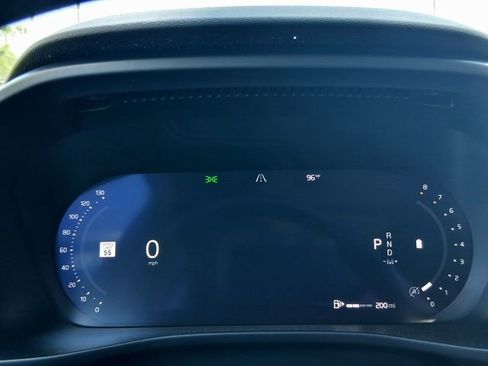 New 2026 Volvo XC40 B5 Plus w/ Protection Package Premier AWD/4WD image 7
