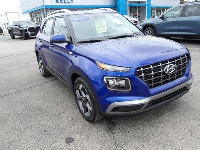 Certified 2025 Hyundai Venue SEL
