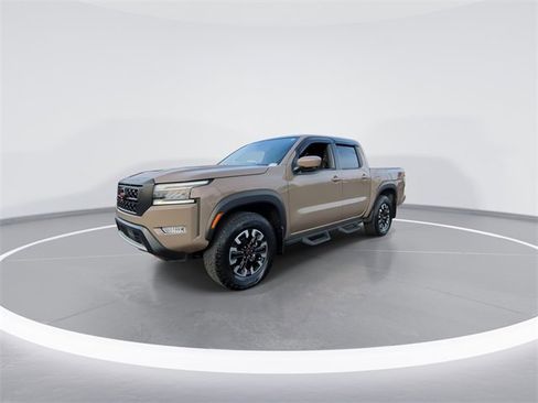 Used 2024 Nissan Frontier PRO-4X w/ Pro Convenience Package image 4