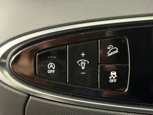 Used 2025 Genesis GV70 2.5T w/ Select Package image 23