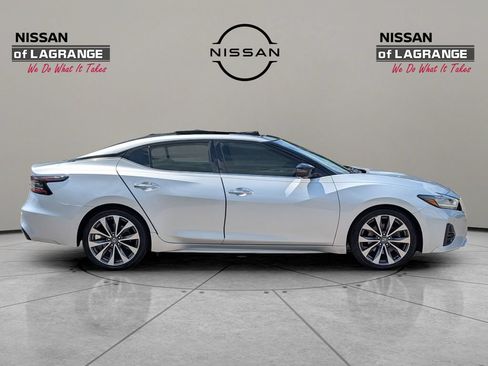 Used 2019 Nissan Maxima Platinum FWD image 4