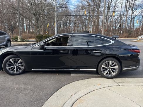 Used 2018 Lexus LS 500 AWD w/ Accessory Package (Z1) image 4