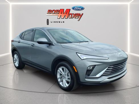 Used 2026 Buick Envista Preferred FWD image 3
