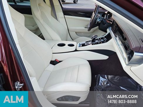 Used 2022 Porsche Panamera 4 image 22