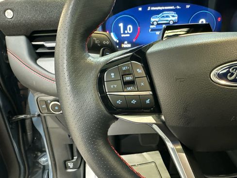 Used 2025 Ford Explorer ST AWD/4WD image 22