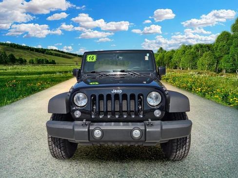 Certified 2016 Jeep Wrangler Unlimited Sport w/ Quick Order Package 24S AWD/4WD image 8