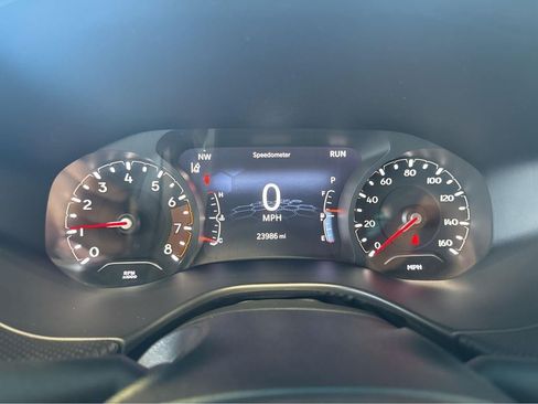 Used 2022 Jeep Compass Latitude AWD/4WD image 3