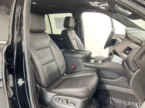 Used 2022 Chevrolet Tahoe LT w/ Luxury Package AWD/4WD image 27