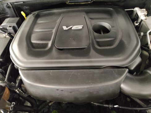 Used 2016 Jeep Grand Cherokee Limited RWD image 30